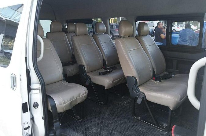 Private Transfer from Puerto Morelos to Cancun Airport CUN by Minivan or Minibus - Luggage and Additional Cost Considerations