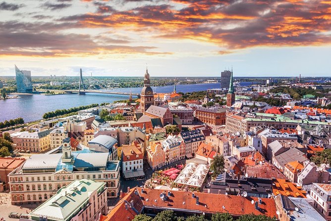Private Transfer From Riga City Center To Riga Airport - Pricing and Cancellation Policy