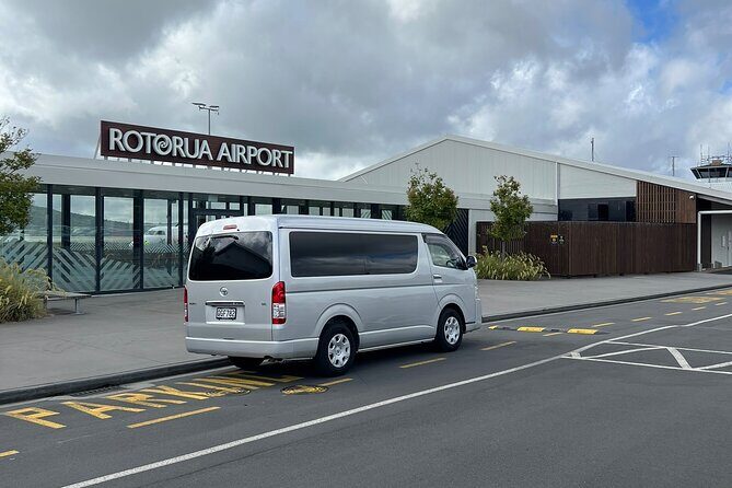 Private Transfer From Rotorua To Auckland Airport - Who Is This Service Best For?