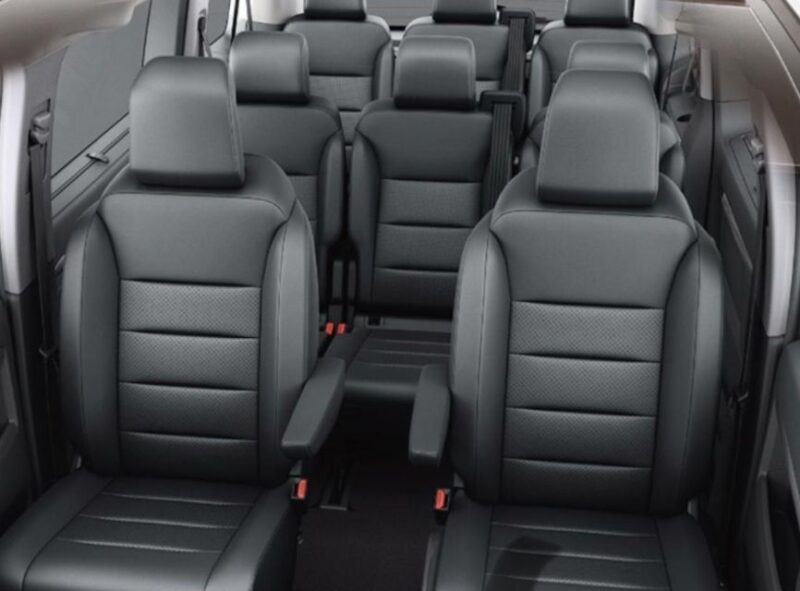 Private Transfer From Salzburg to Prague - Customer Satisfaction Guaranteed