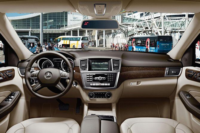 Private Transfer from Sitges to Barcelona Cruise Terminal - An In-Depth Look at the Service