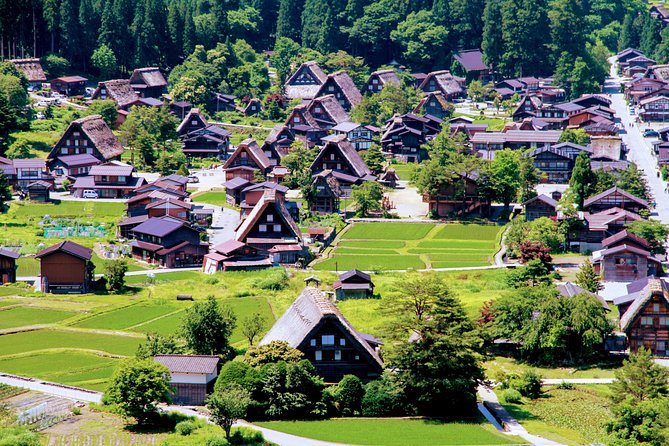 Private Transfer From Takayama to Kanazawa Including Shirakawago - Exploring Shirakawa Village