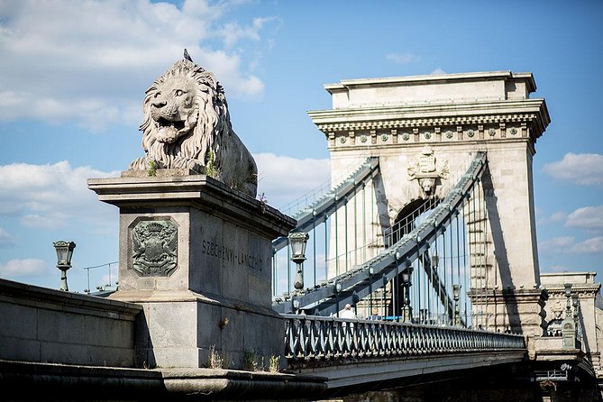 Private Transfer From Vienna to Budapest With Bratislava Visit - Pickup and Drop-off Arrangements