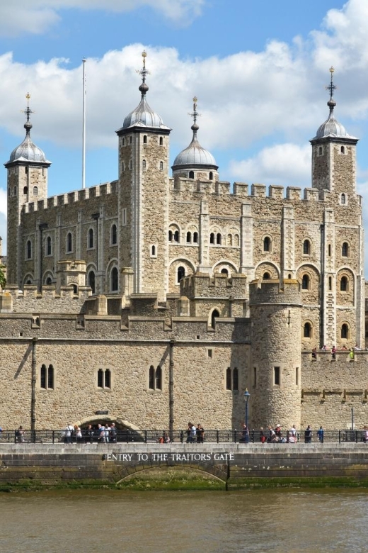 Private Transfer: Heathrow Airport to Richmond Upon Thames. - Vehicle Options