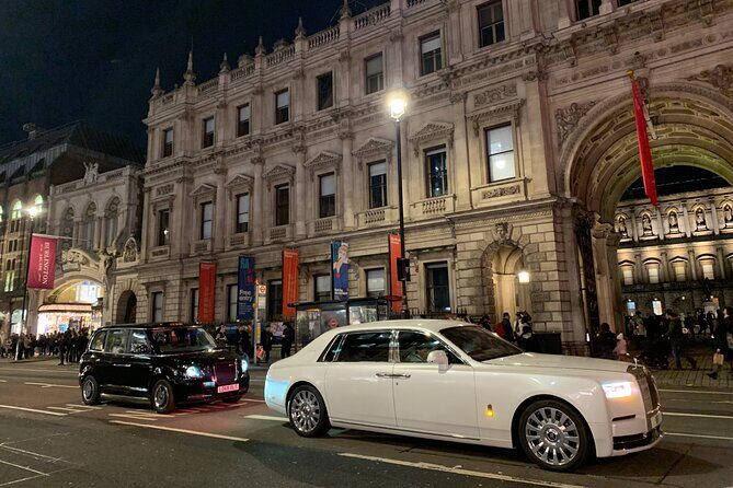 Private Transfer Heathrow or Gatwick to London w Luxury Car/Van - A Comfortable Start in London: Private Transfer from Heathrow or Gatwick to the City
