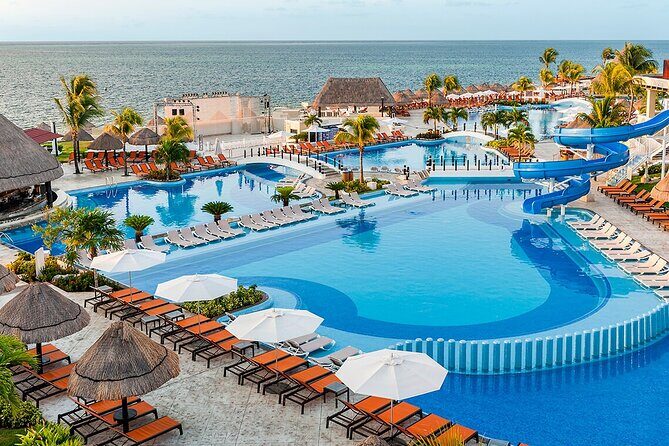 Private Transfer: Hotel Zone to Cancun Airport CUN in SUV - The Details of Your Transfer Experience