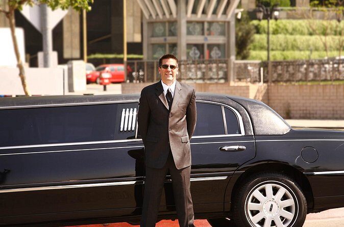 Private Transfer in a Luxury Vehicle to and/or from SAT Airport - A Detailed Look at the Experience