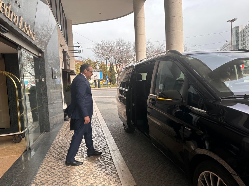 Private Transfer in Lisbon to Cascais/Sintra/Caparica - Key Points