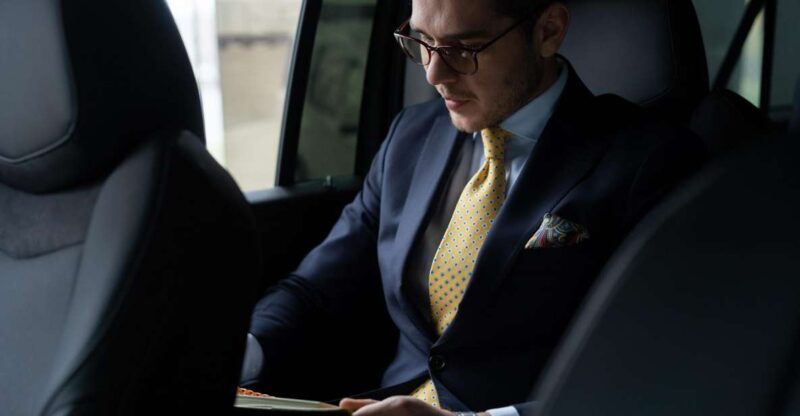 Private Transfer: London Heathrow Airport to Ealing. - Booking and Communication