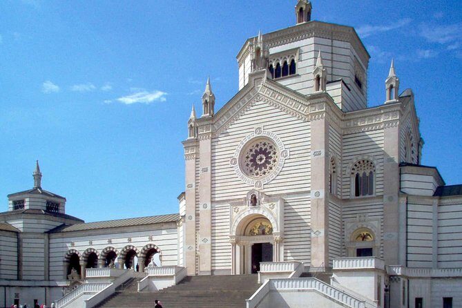 Private Transfer: Milan Airport MXP to Lake Como by Luxury Van - The Experience in Detail