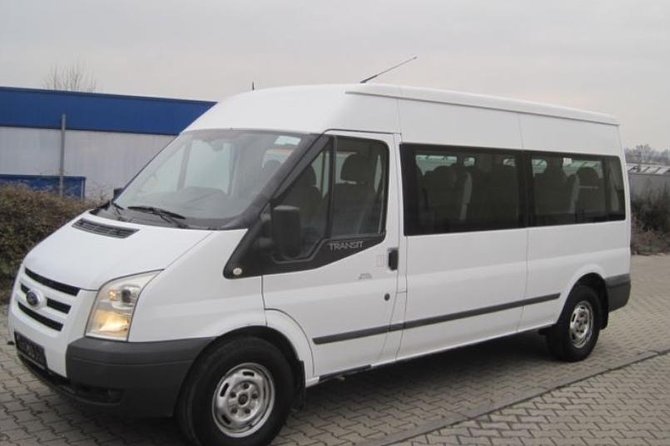 Private Transfer Minibus From Airport Barcelona to Salou - Accessibility Features