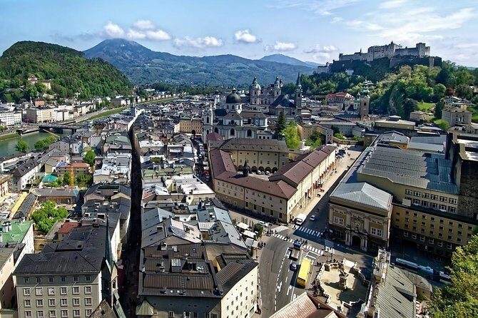 Private transfer: Nuremberg to Salzburg, 2h of Sightseeing stop - The Itinerary: What to Expect During Your Journey