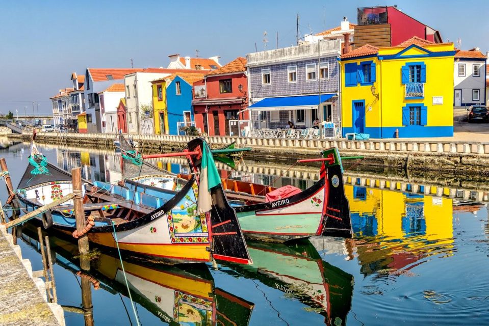 Private Transfer Porto To/From Lisbon + Attractions Stops - Included in the Package