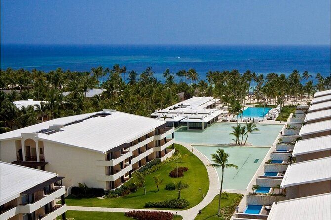 Private Transfer Punta Cana Airport to/from Catalonia Royal Bavaro - Key Points