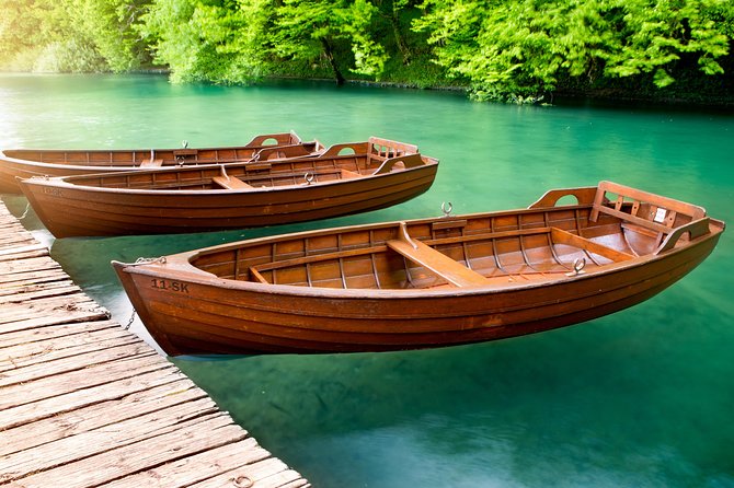 Private Transfer Split - Zagreb With a Stop at Plitvice Lakes National Park - Accessibility and Luggage Guidelines