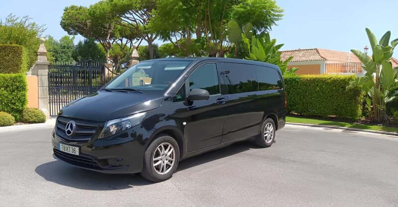 Private Transfer: Tarifa/Gibraltar to Faro/Lagos - Vehicle Amenities and Accessibility
