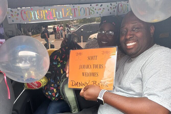 Private Transfer to Dunns River Blue Hole Tubing from Montego Bay - Discovering the Highlights of the Tour