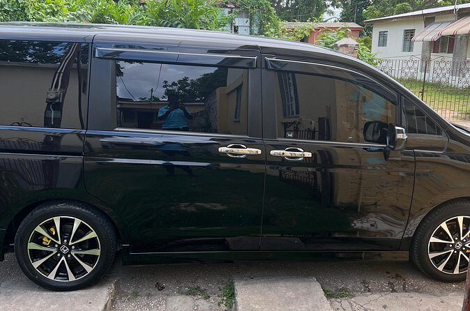 Private Transfer to Hotels in Jamaica - The Details of the Transfer Experience