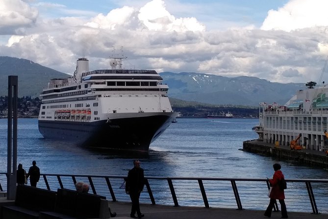 Private Transfer, Vancouver Intl. Airport to Vancouver, BC - VIP, SEDAN - Group Size