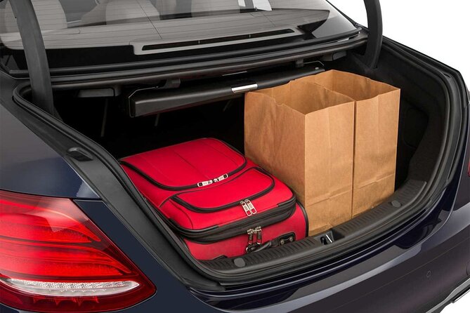 Private Transfer Zurich to Zurich Airport ZRH by Luxury Sedan - Opening Hours and Availability