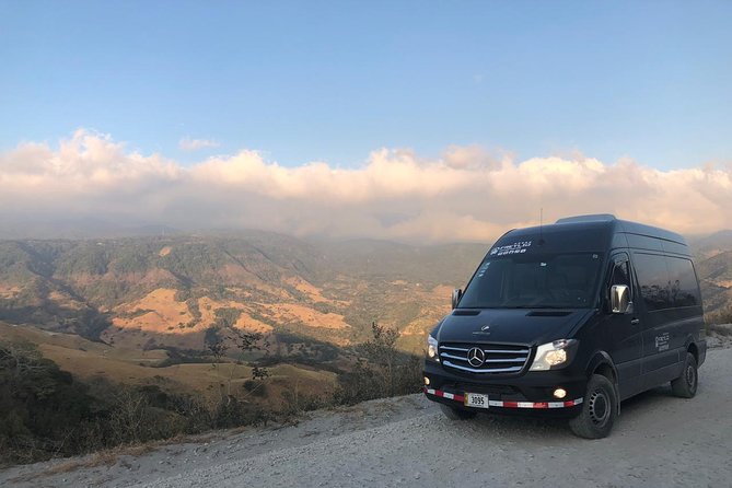 Private Transport From San Jose to La Fortuna De Arenal - Pickup and Drop-off