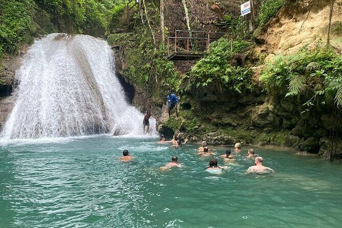 Private Transport to River Tubing or Rafting and Blue Hole combo - The Sum Up: Who Will Love This Tour?