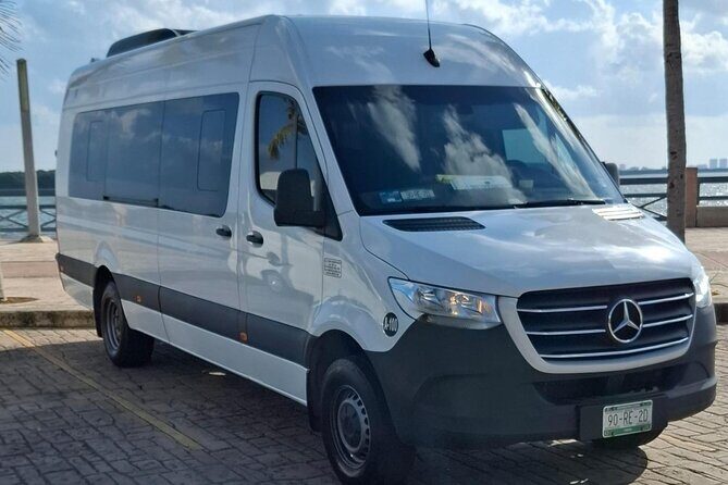 Private Transportation from Playa del Carmen to Cancun Airport - A Closer Look at the Experience