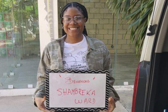 Private Transportation Service to Airport from Playa del Carmen - The Booking and Meeting Point: Simplicity and Clarity