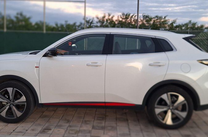 Private transportation to Chichen Itza - Who Would Benefit Most from This Tour?