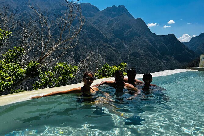 Private Transportation to Grutas de Tolantongo from Mexico City - Exploring the Private Transport to Grutas de Tolantongo from Mexico City