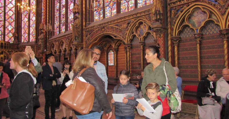 Private Treasure Hunt Around Notre Dame for Families & Kids - Experience Highlights
