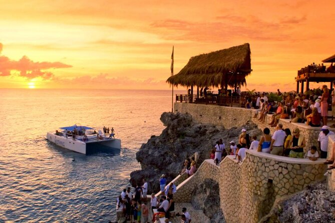 Private Trip to Blue Hole Mineral Springs, Negril & Ricks Café - Health and Safety