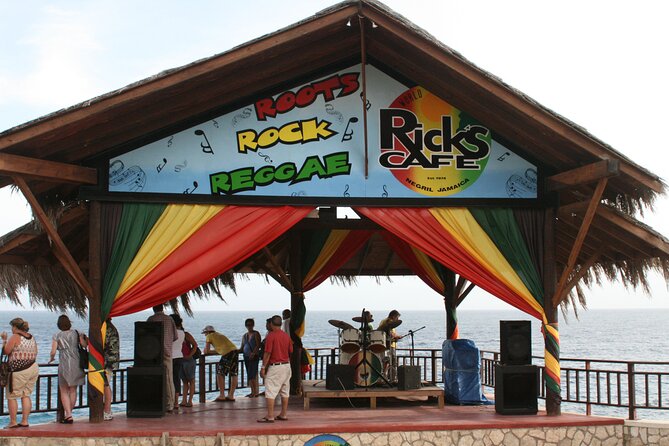 Private Trip to Blue Hole Mineral Springs, Negril & Ricks Café - Host Responses
