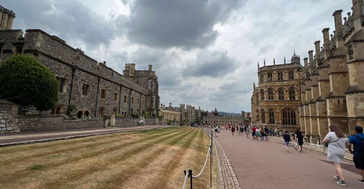 Private Trip to Windsor Castle and Stonehenge - Detailed Itinerary