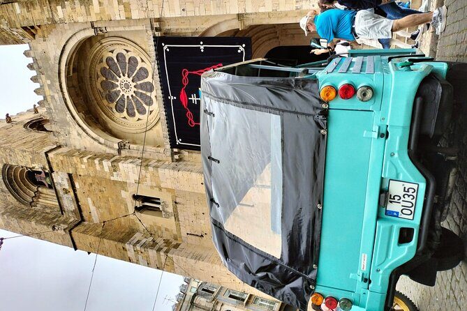 Private Tuk Tuk Tour 1h30 to Lisbon - The Sum Up