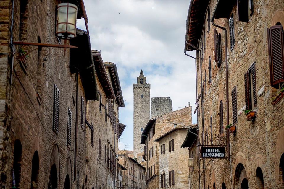Private Tuscany Tour to Pisa, Siena, San Gimignano and Lunch - Guided Tour of Pisa