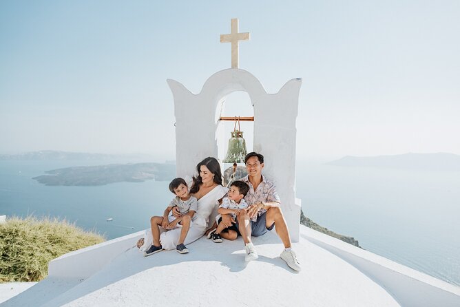 Private Vacation Photography Session With Local Photographer in Santorini - Capturing Memorable Moments