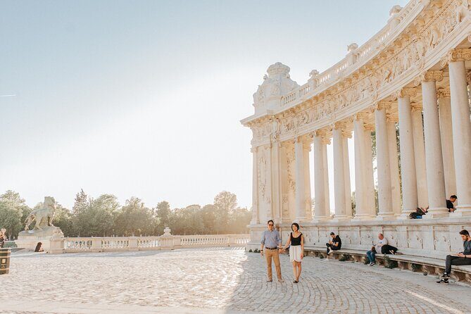 Private Vacation Photography Session with Photographer in Madrid - Key Points