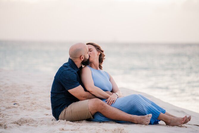 Private Vacation Photoshoot with Photographer in San Juan - FAQs