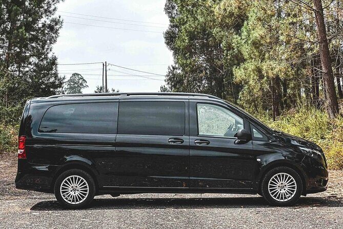 Private Van Transfer from Lisbon to Airport - Key Points