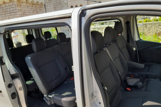 Private Van Transfer Service in Dubrovnik - Vehicle and Comfort Features