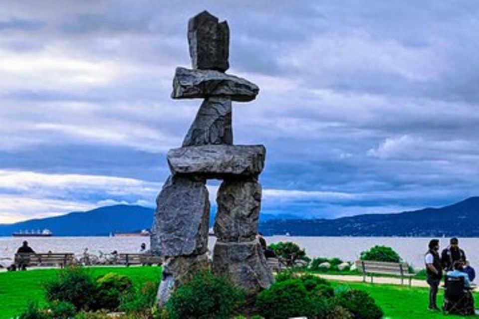 Private Vancouver Compact City Tour by Land and Water - Escape to Queen Elizabeth Park