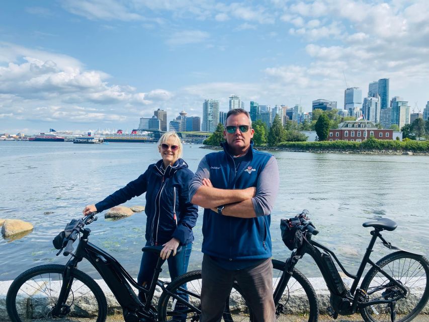 Private, Vancouver Sunset Bike / E-Bike Tour - City Transition Experience