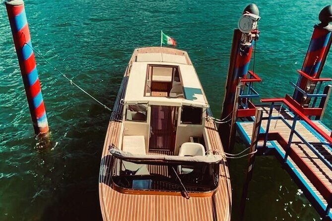 Private Venetian Wooden Boat Tour up to 10 pax - Who Should Consider This Tour?