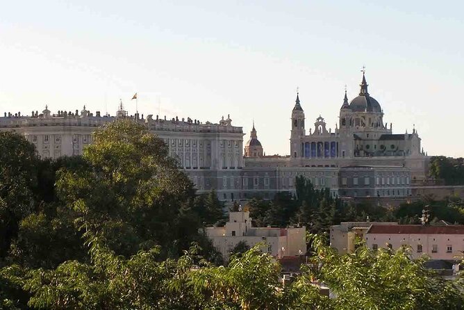 Private VIP Visit to the Royal Palace and City Tour, Madrid in Full - Pickup Information