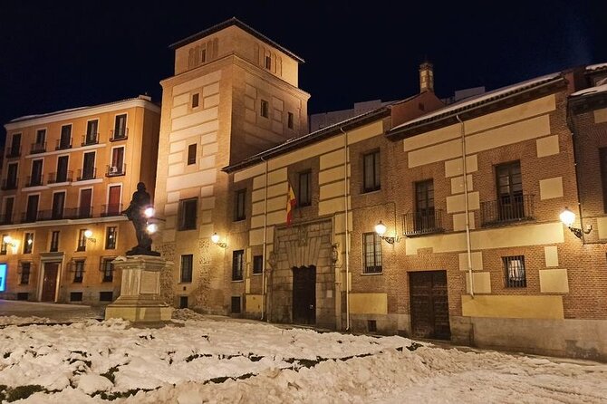 Private VIP Visit to the Royal Palace and City Tour, Madrid in Full - Guided Walking Tour of Old Madrid