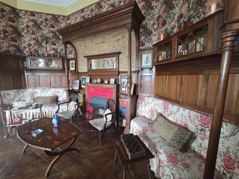 Private visit to the House of the Dukes of Almodovar in Comillas - Key Points