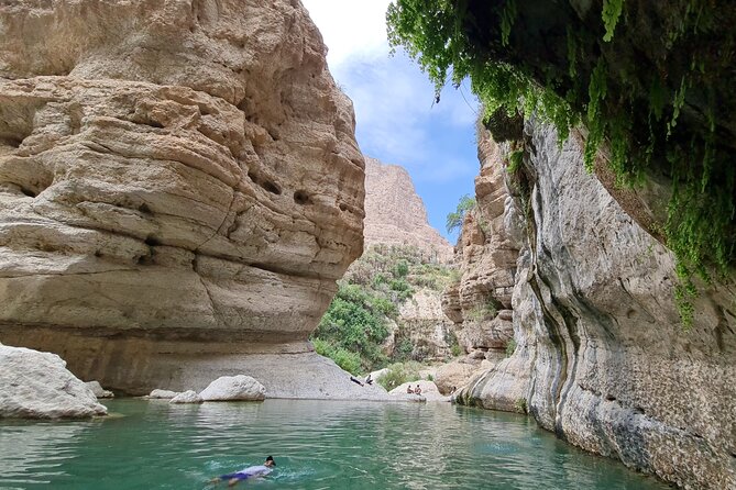 Private Wadi Tiwi - Bimmah Sinkhole - White Sand Beach - Full Day Tour - Discovering Bimmah Sinkhole