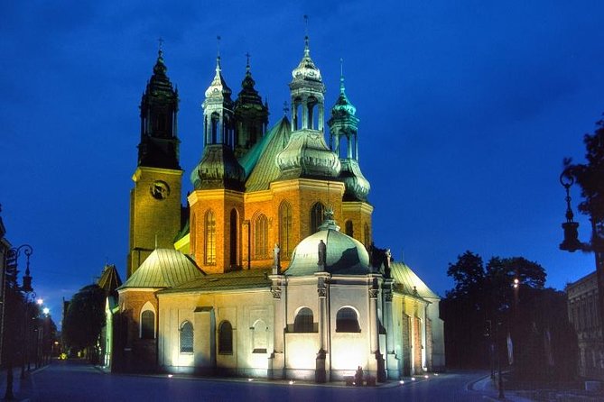 Private Walking City Tour in Poznan - Explore Historic Highlights