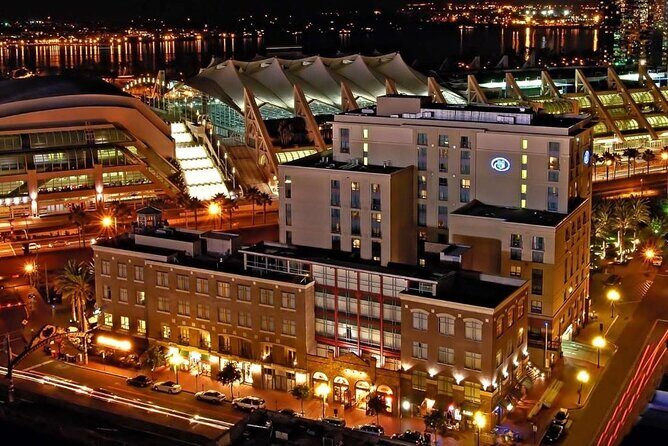 Private Walking Tour and Gaslamp Adventure in San Diego - An In-Depth Look at the San Diego Gaslamp Adventure